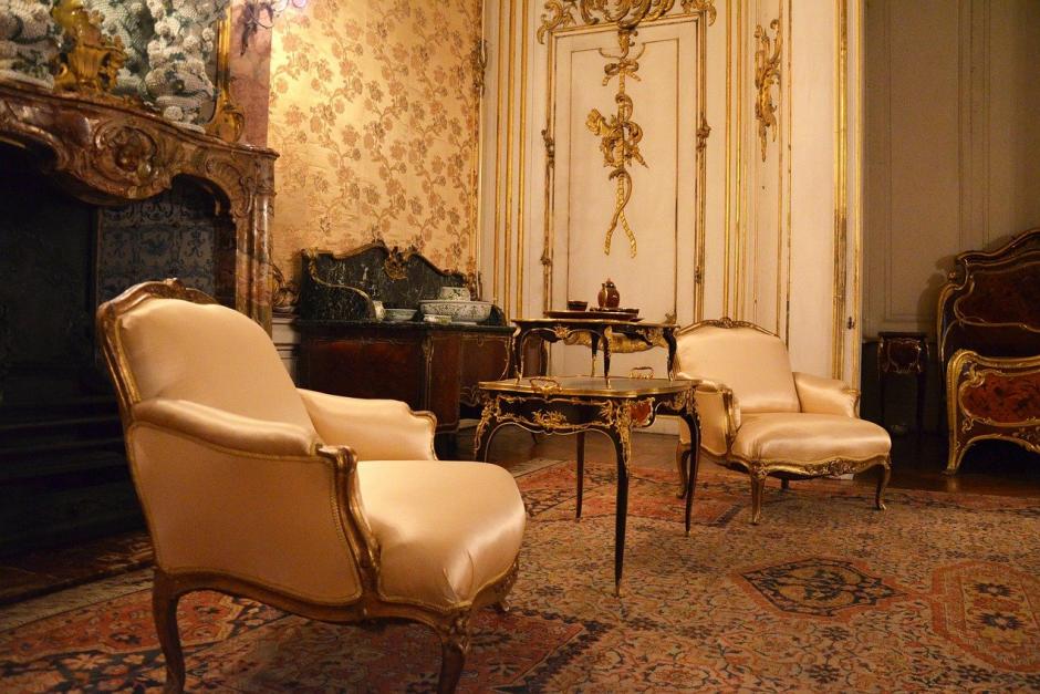 Palaces in France - The Birth of Luxury
