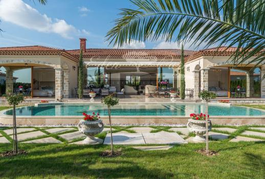 New luxury villa in the Mediterranean style