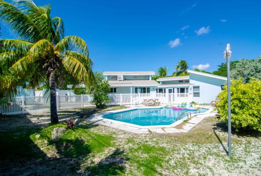 Westward Villas Home, Cable Beach, Nassau