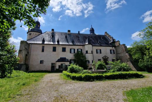 Wasserschloss Burg Veynau