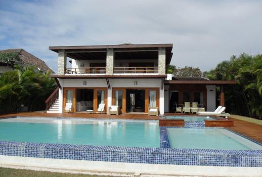 En luksuriös, top-moderne villa i den populaere luksus-resort Casa de Campo