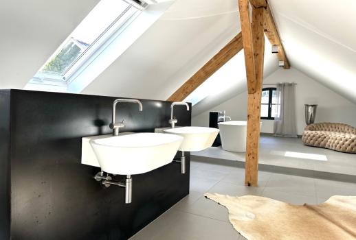 Exclusief TOWNHOUSE met geweldig PENTHOUSE APPARTEMENT