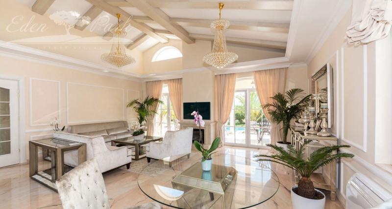 Verkauf: Neue Villa in Luxusanlage