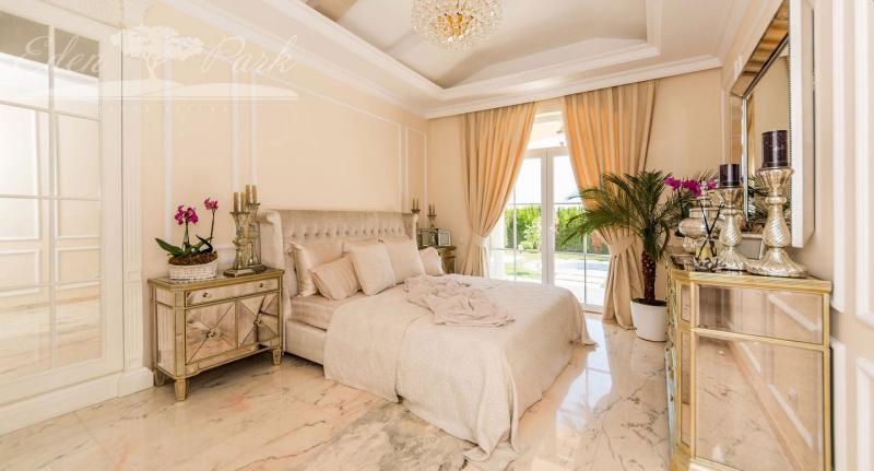 A vendre: nouvelle villa dans un environnement de luxe