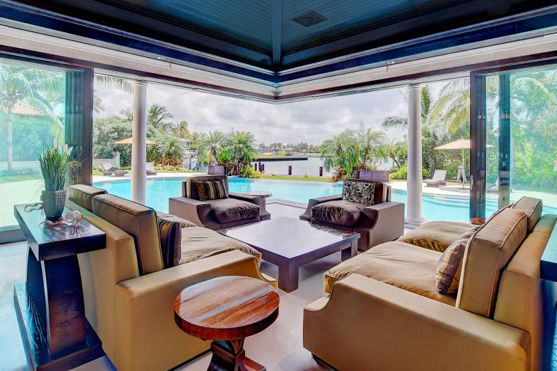 CAPANNA LUSSA, Ocean Club Estates CAPANNA LUSSA, Ocean Club Estates