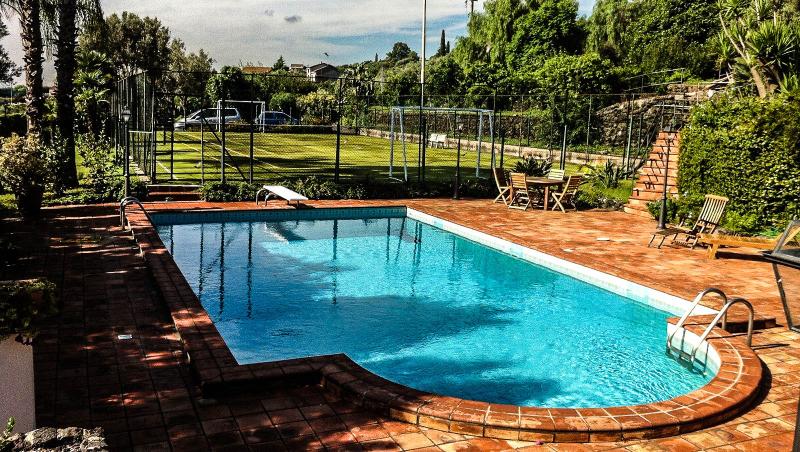 Wunderschöne restaurierte Villa mit spektakulärem Meerblick und Pool