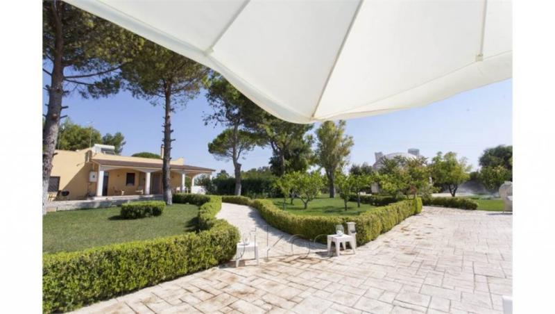 Luxurious modern villa in northern Salento, a few kilometers from Oria, Puglia