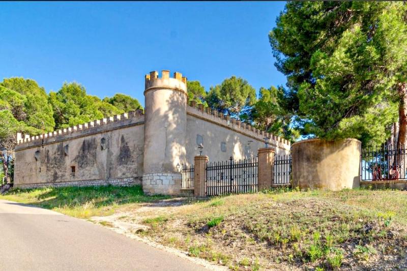 Mansion in in the Region of Valenciana, Spain