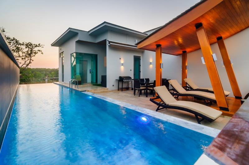 A luxury villa with infinity pool on the island of Phuket in Thailand
