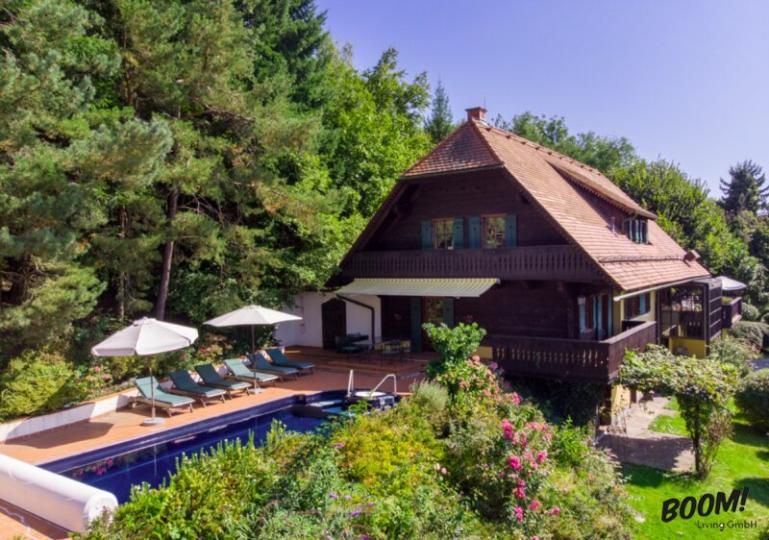 Unik ejendom i det sydlige Steiermark - vingård, pool, gæstehus og meget mere!