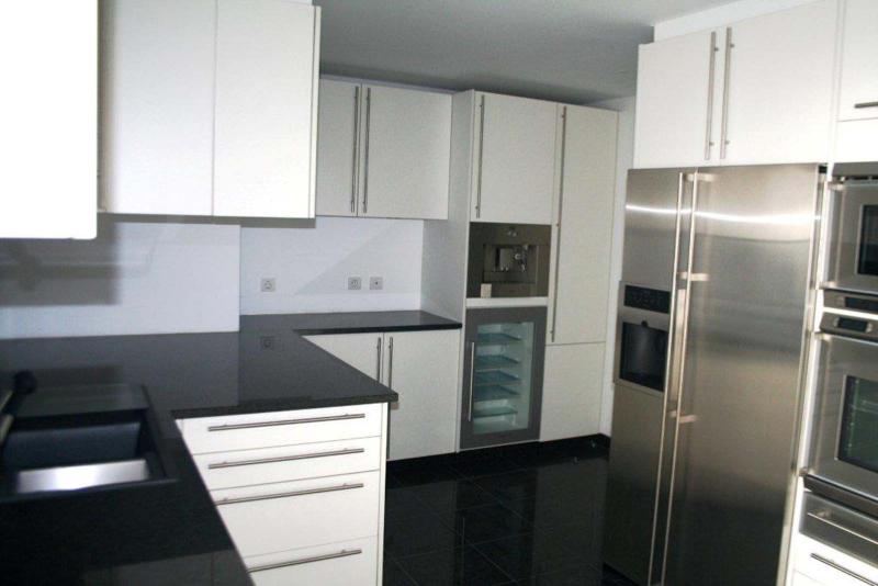 Nowy dwupoziomowy apartament w Lizbonie