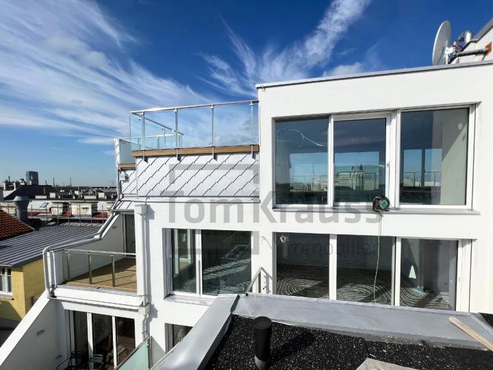 LUKSUSOWY - LOFT penthouse - z basenem - widok na panoramę miasta i wodę