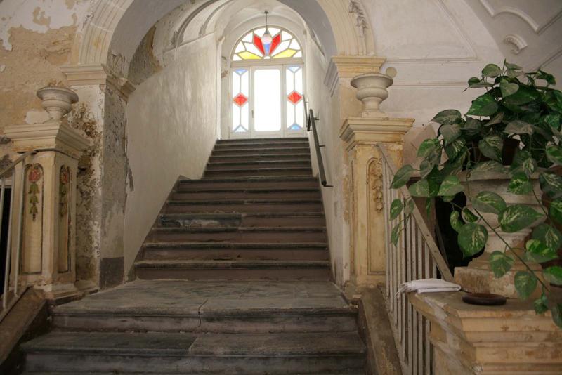 Edler historischer Palast in Palazzolo
