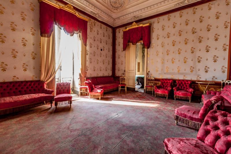  Noble palacio de finales del siglo XIX, de arquitectura siciliana