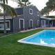 Elegante villa renovada con piscina